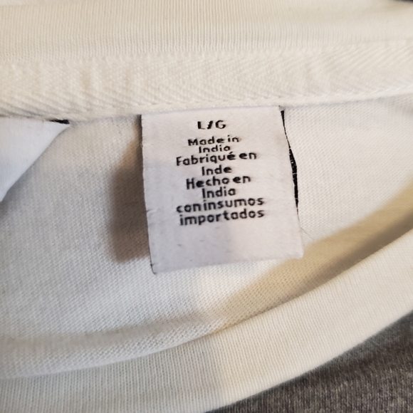 Calvin Klein Men's Color Block T-shirt - Picture 7 of 8